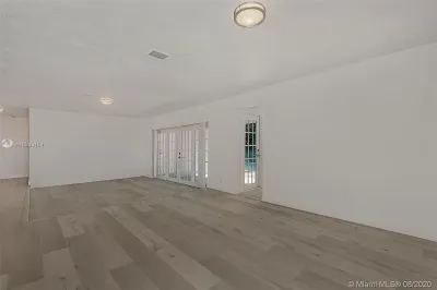 Highland Lakes Aventura